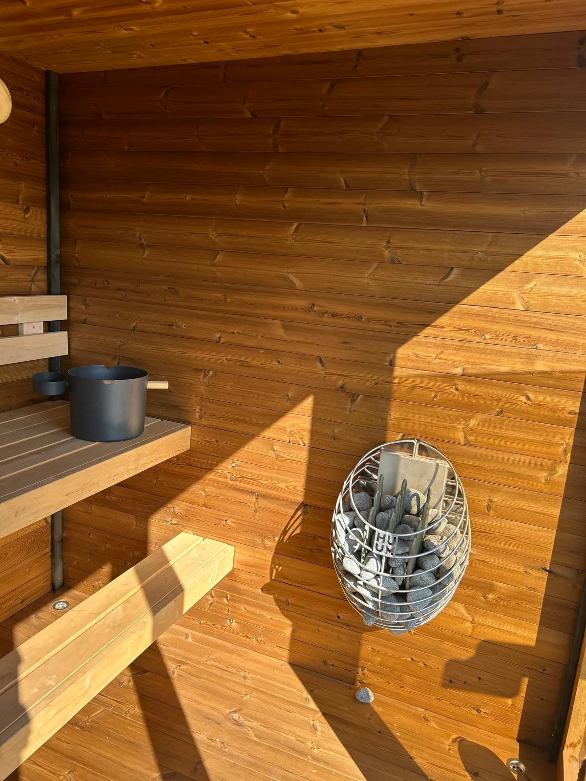 Monarch King Traditional Outdoor Sauna - 4 Person - Image 11