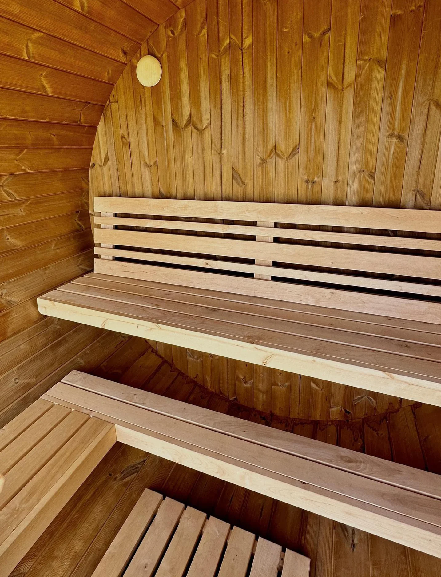 Nordic II Traditional Outdoor Barrel Sauna - 3 Person - Image 15